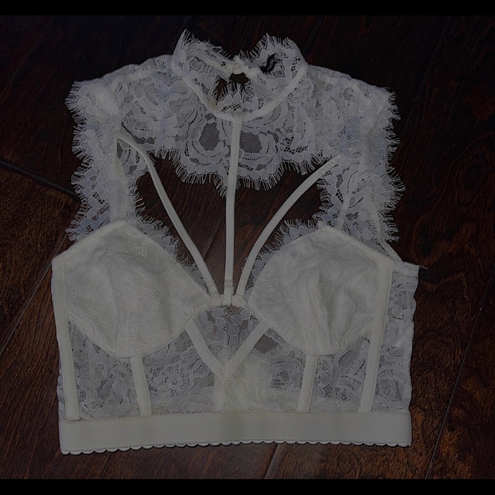 White crop top